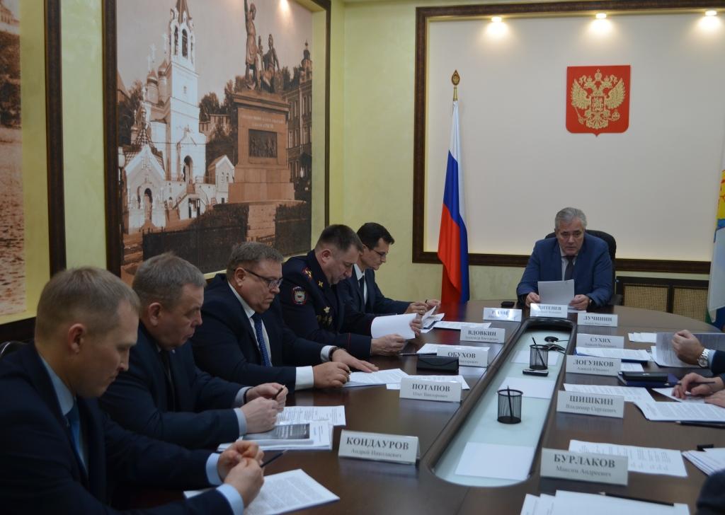 Защита от цифровых угроз: главный федеральный инспектор обсудил меры противодействия дистанционным мошенничествам.