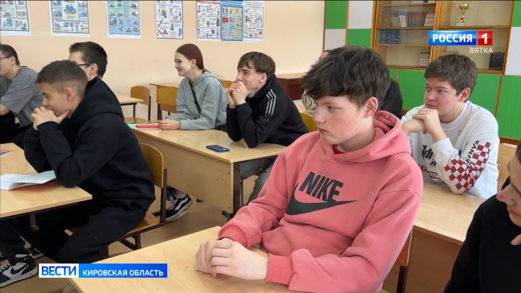 Для филиала Кировского лесопромышленного колледжа в Мурашах подготовят отдельное здание.